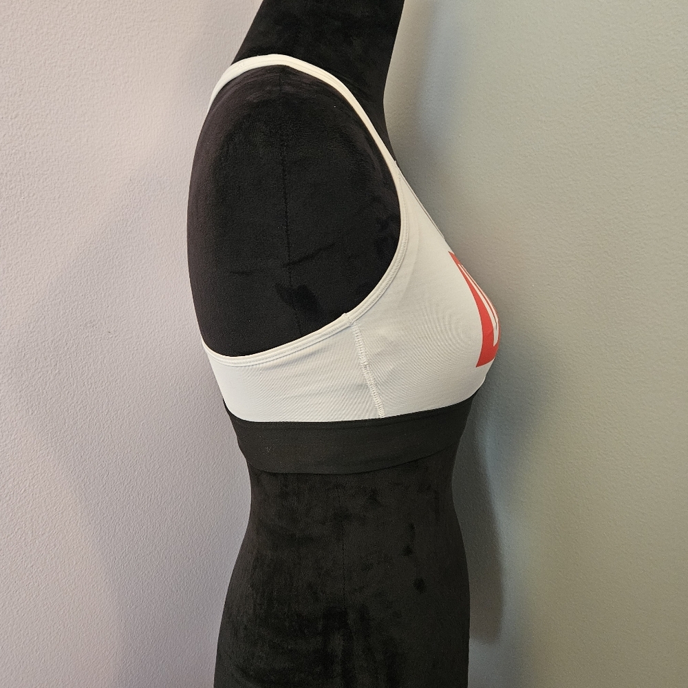 Victoria's Secret 'The Player' Sports Bra - Size Small 💪 - Picture 2 of 6